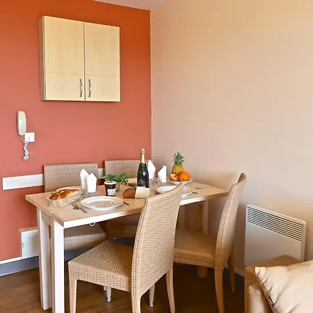 Le Village - B1 328 By Interhome Apartmán *