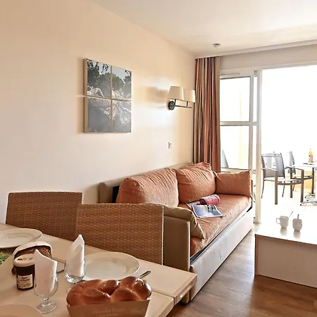 Apartment Le Village - B1 328 By Interhome